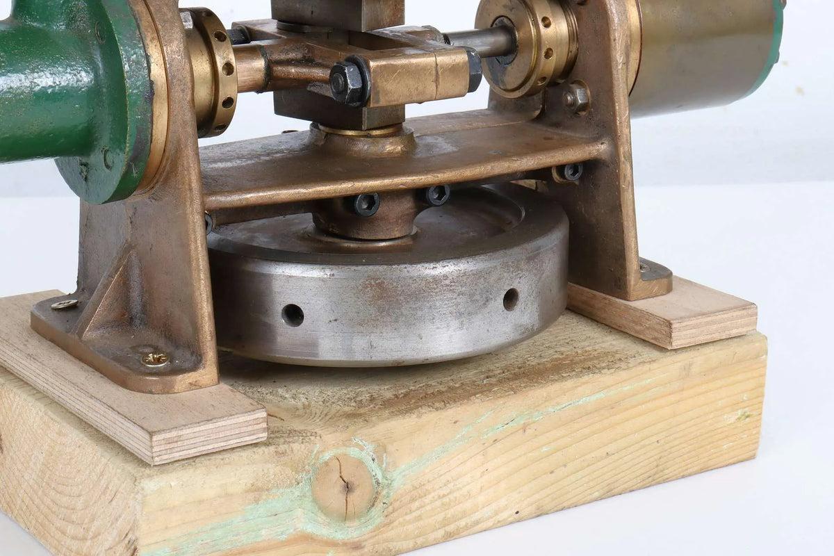 Large rotative steam pump