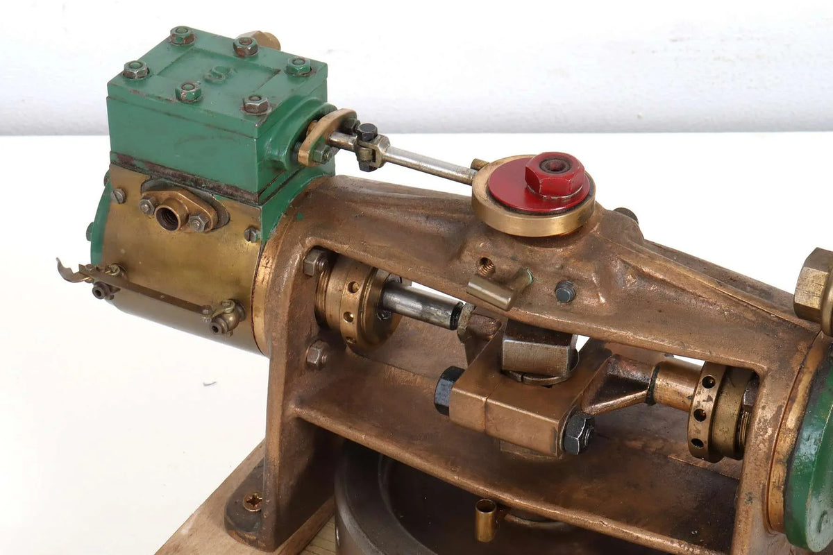 Large rotative steam pump