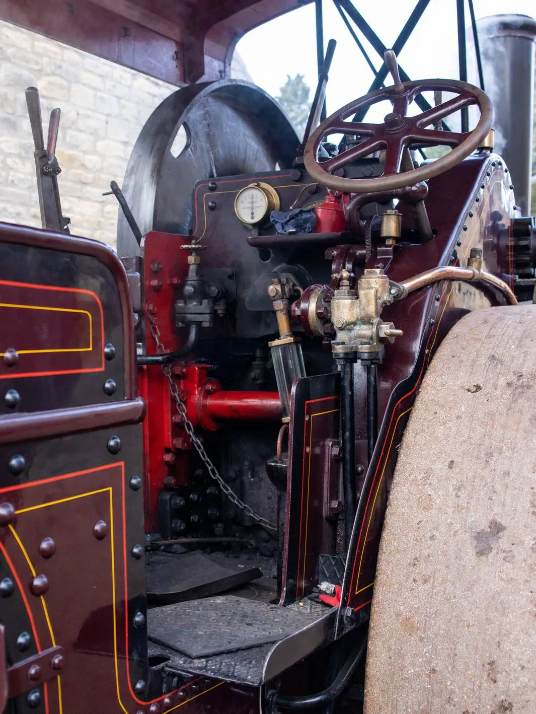 Fowler 10 ton DNB steam roller No.17481
