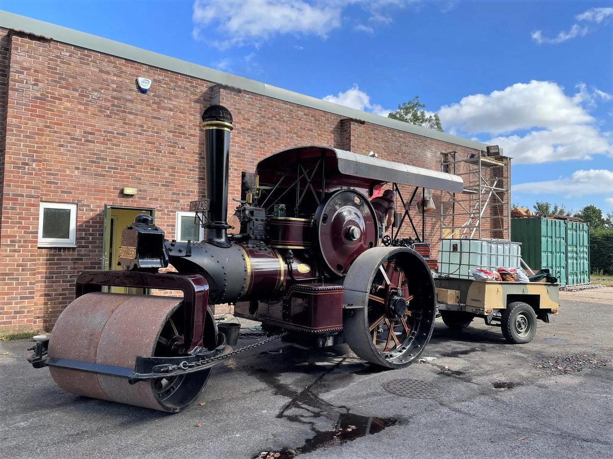 Fowler 10 ton DNB steam roller No.17481