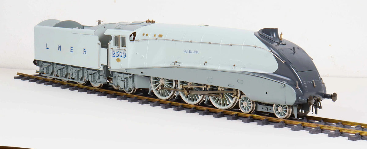 Gauge 1 Aster LNER A4 Pacific "Silver Link"