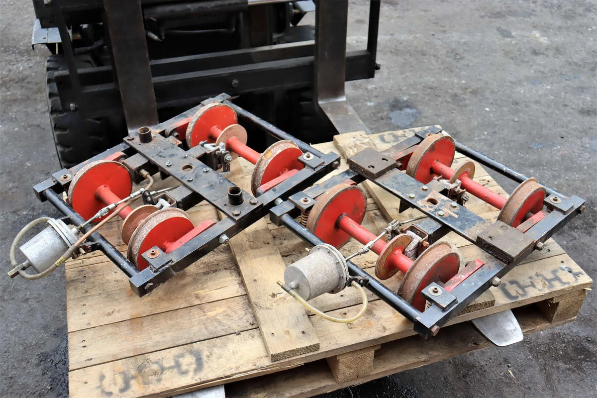 Pair 10 1/4 inch gauge air-braked bogies