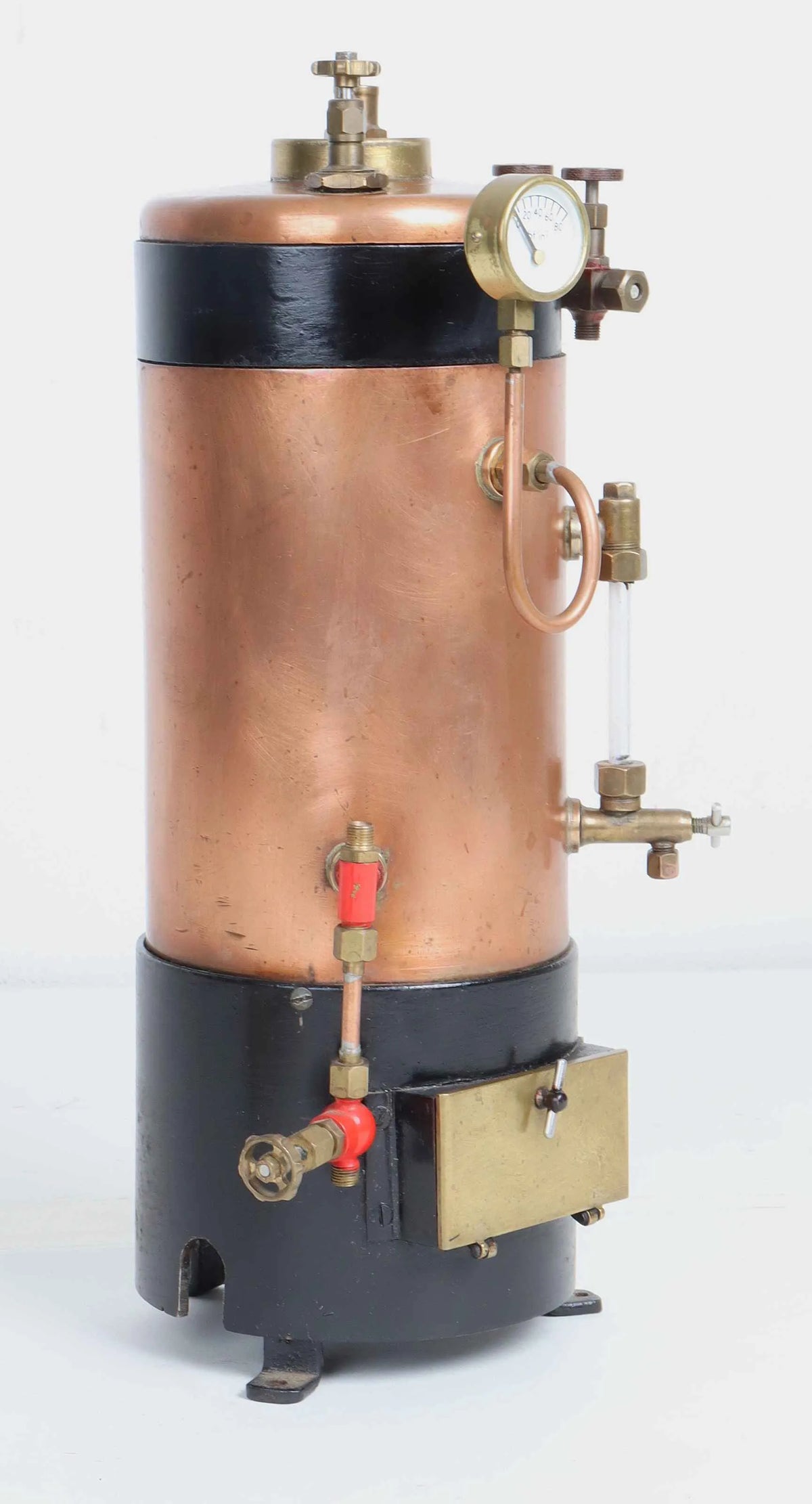 Small vertical boiler