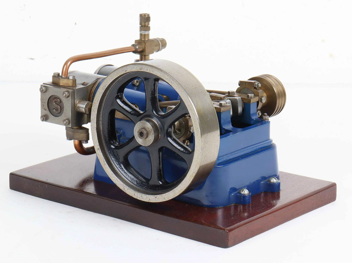 Stuart "Score" horizontal twin engine