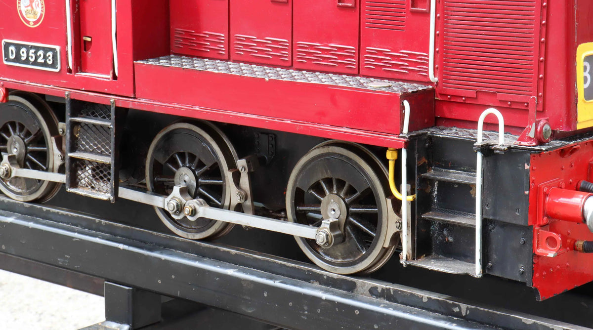 5 inch gauge Class 14 "Teddy Bear" petrol hydraulic