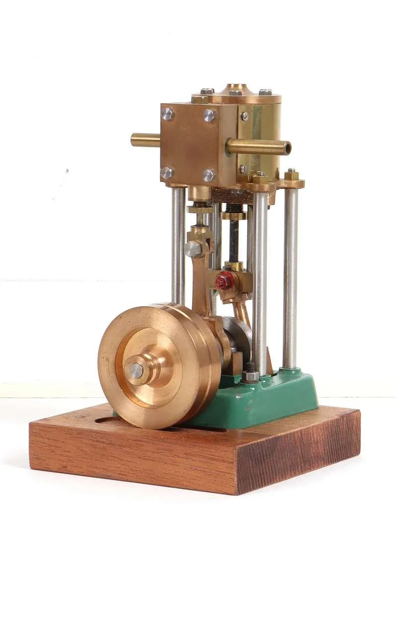 Four column vertical engine