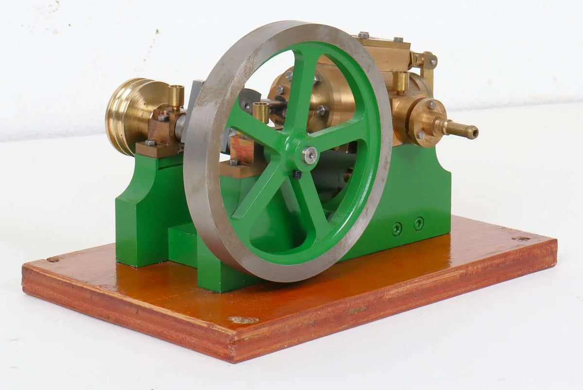 Oscillating horizontal engine