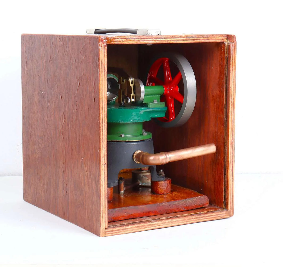 Robinson hot air engine