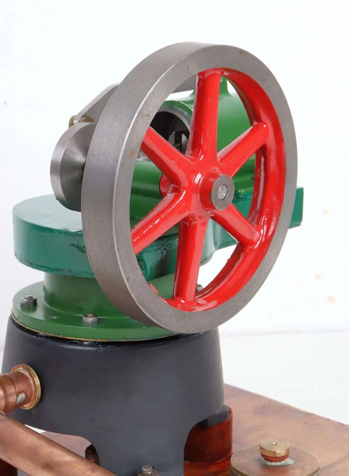 Robinson hot air engine