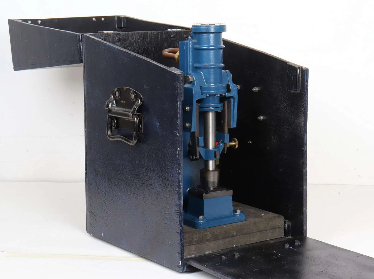 Steam hammer