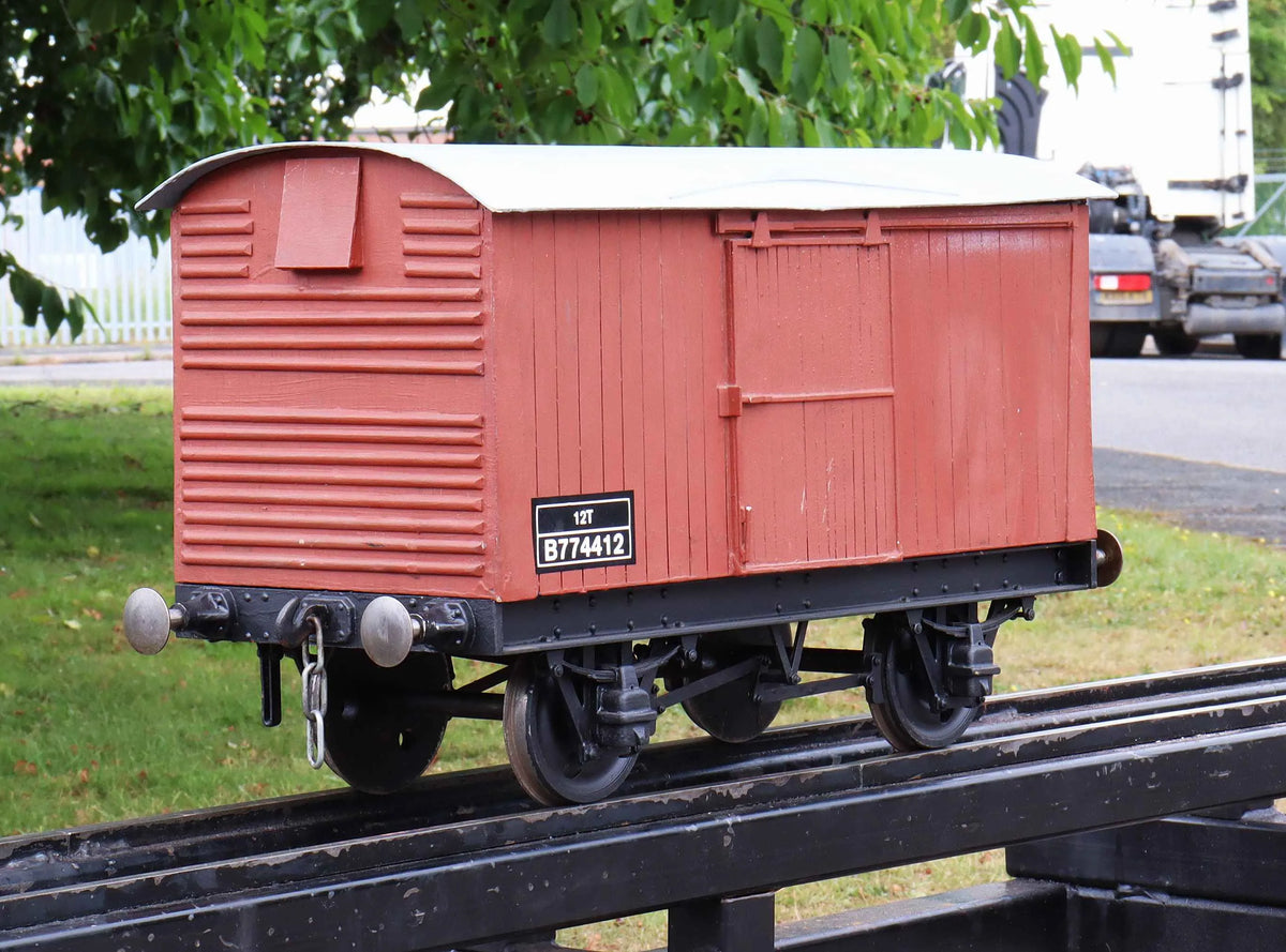 5 inch gauge 12T box van