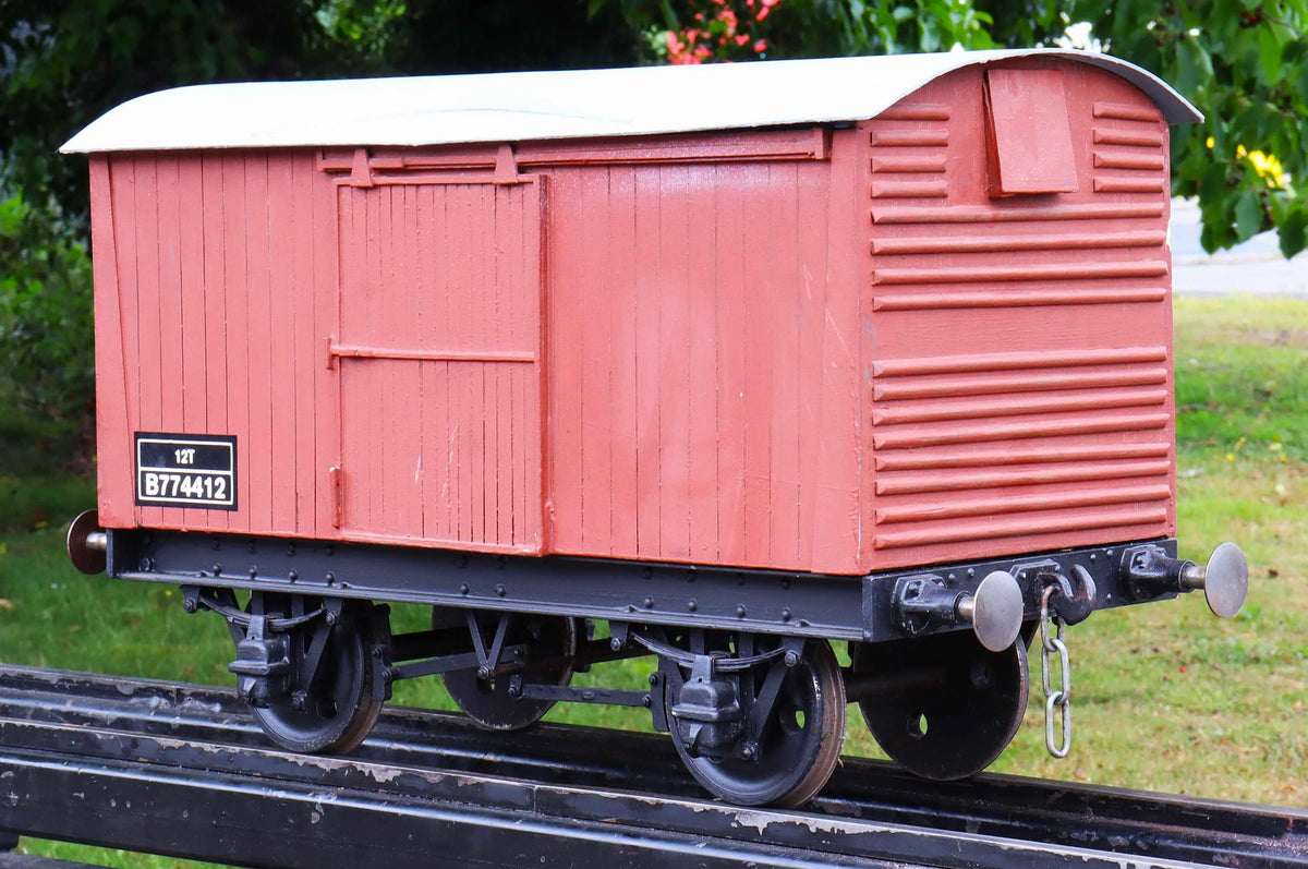 5 inch gauge 12T box van