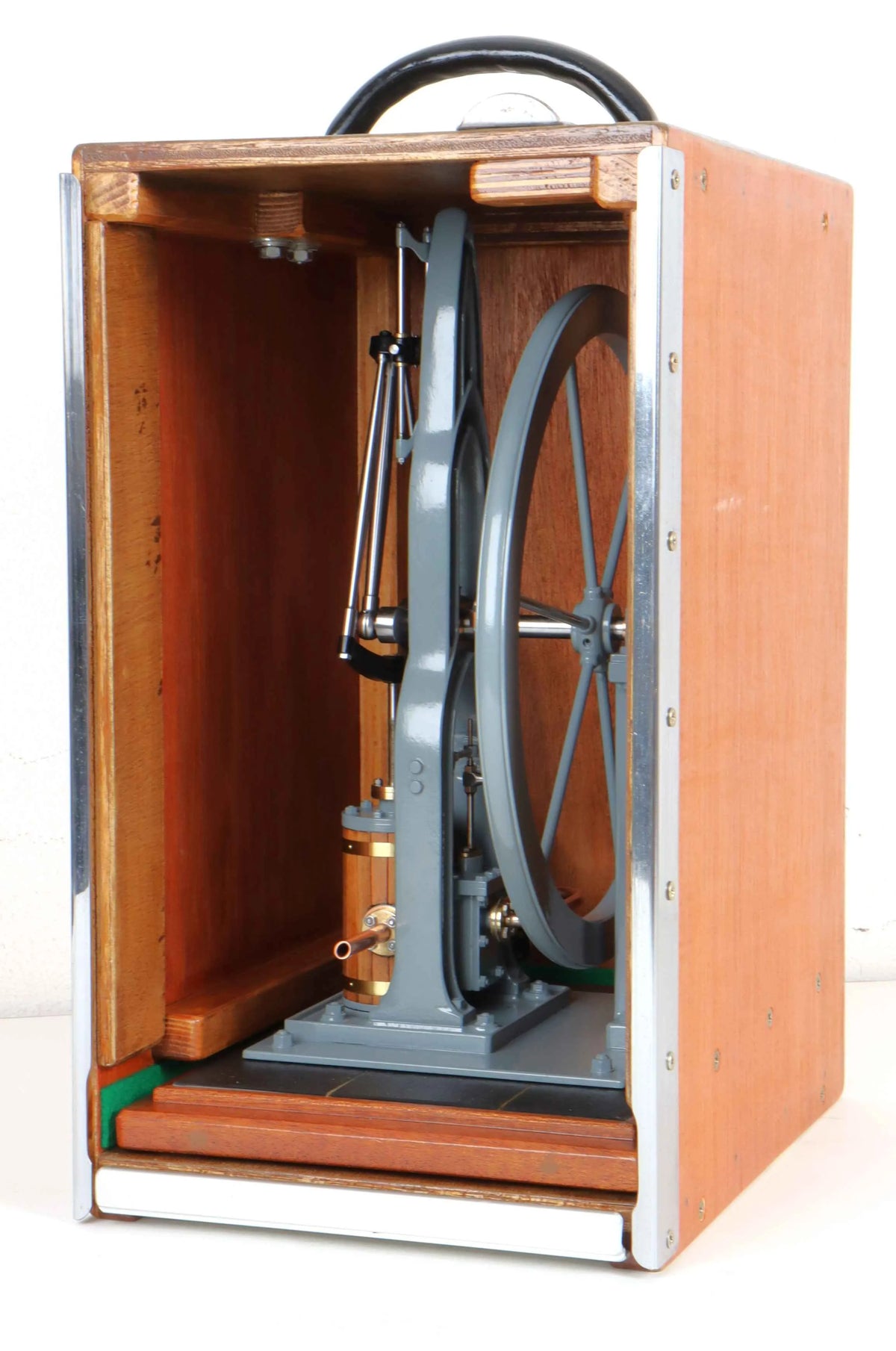 Steeple engine