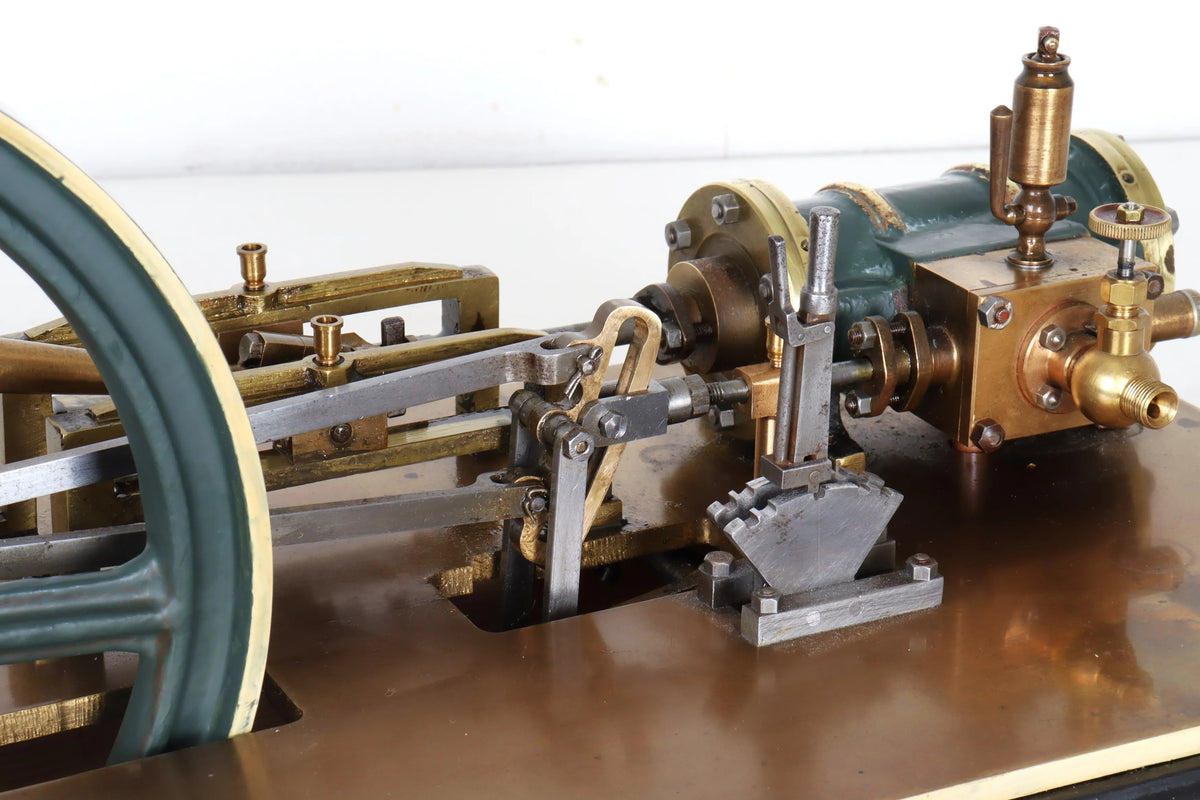 Horizontal mill engine