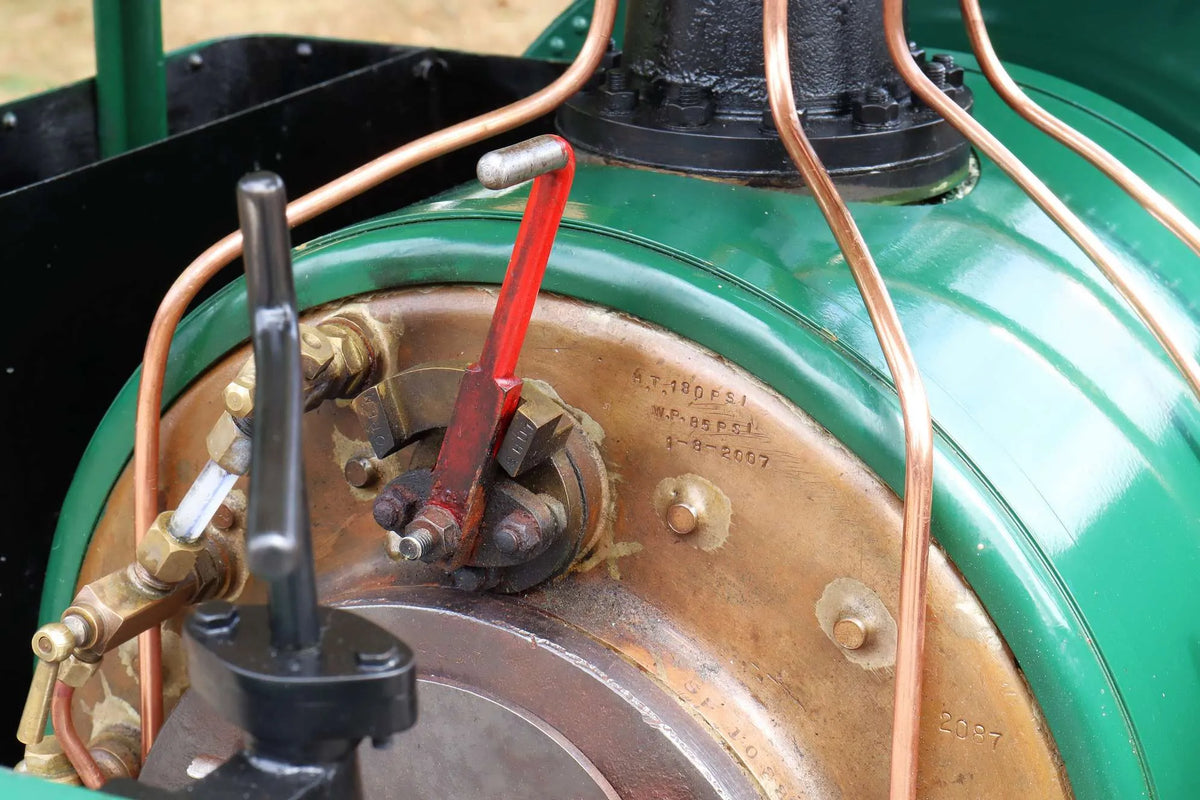 7 1/4 inch gauge 3 inch scale Bagnall 0-4-0ST