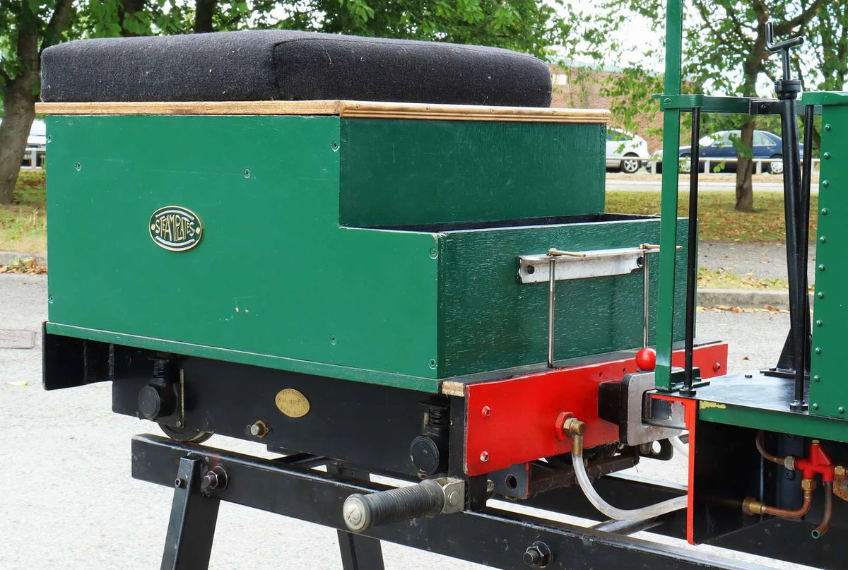 7 1/4 inch gauge 3 inch scale Bagnall 0-4-0ST