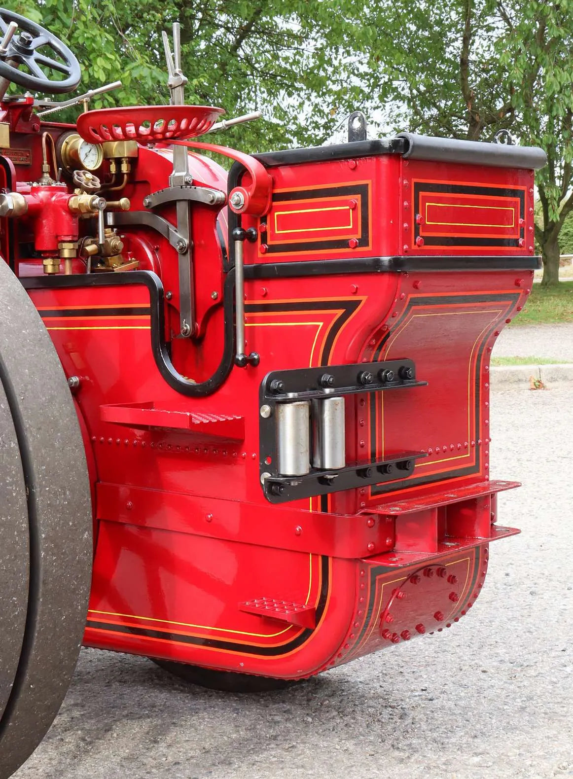 4 inch scale Burrell 6nhp SCC traction engine