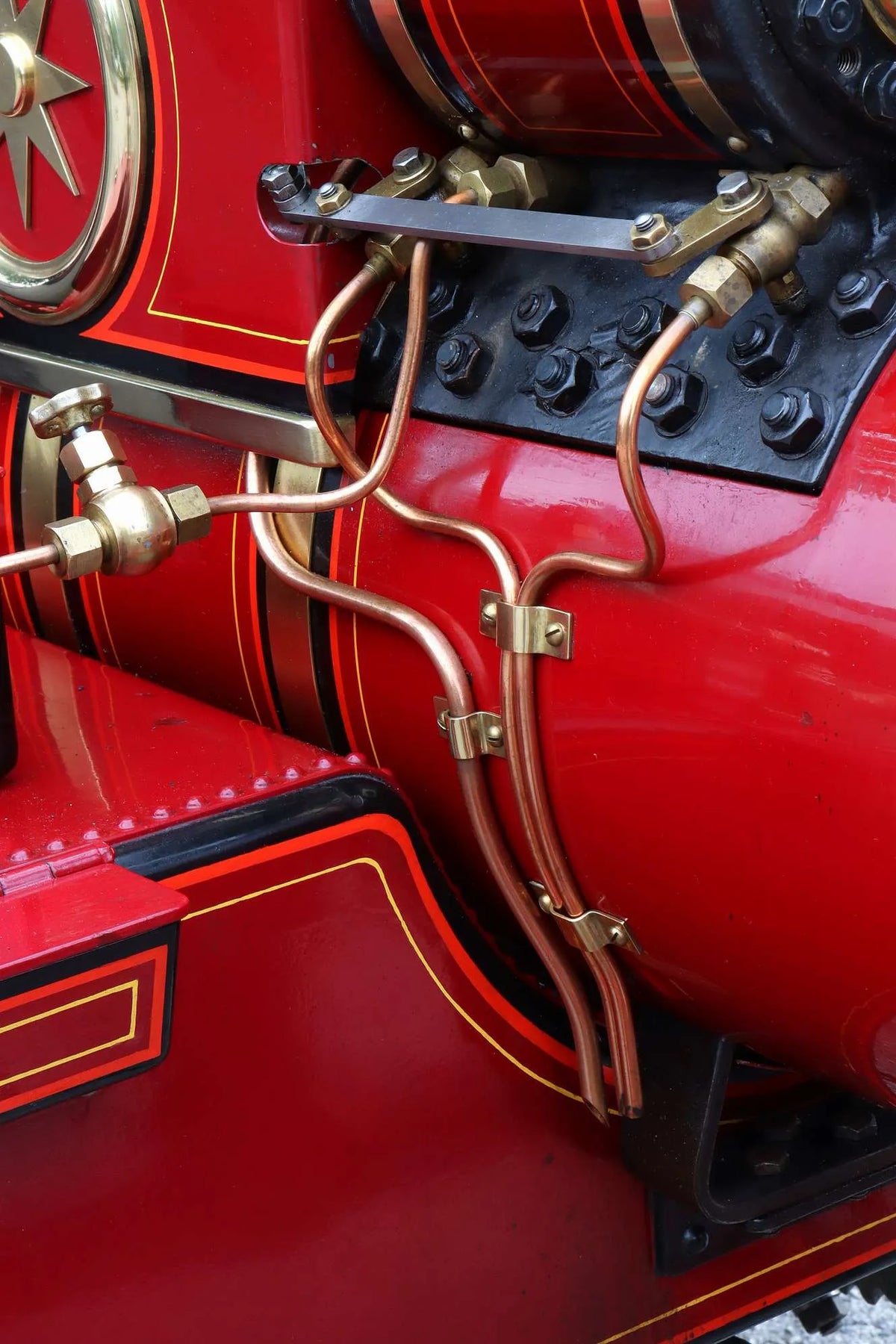 4 inch scale Burrell 6nhp SCC traction engine