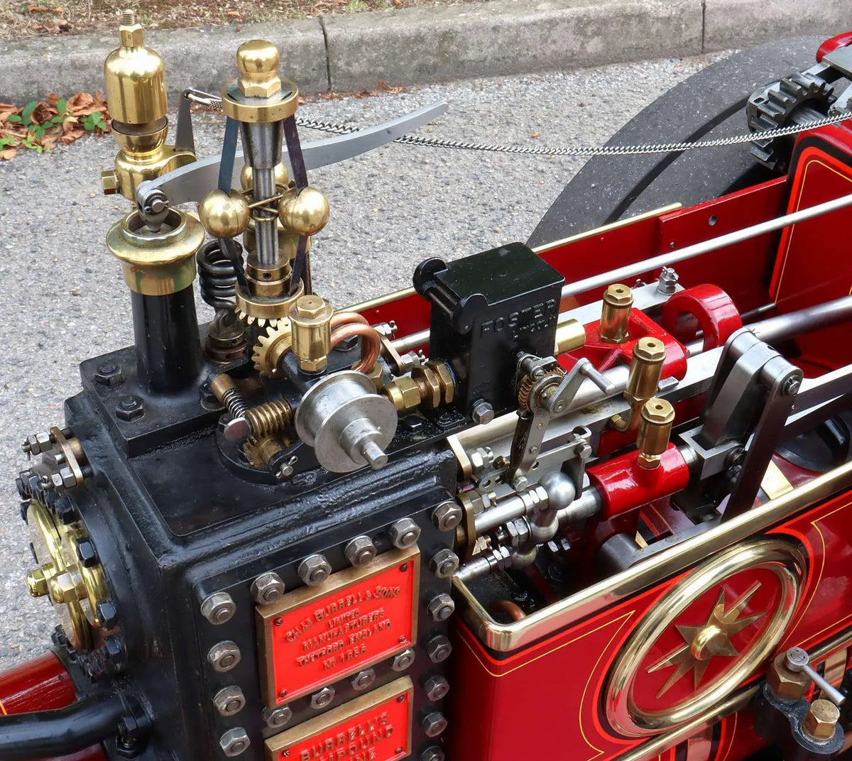 4 inch scale Burrell 6nhp SCC traction engine