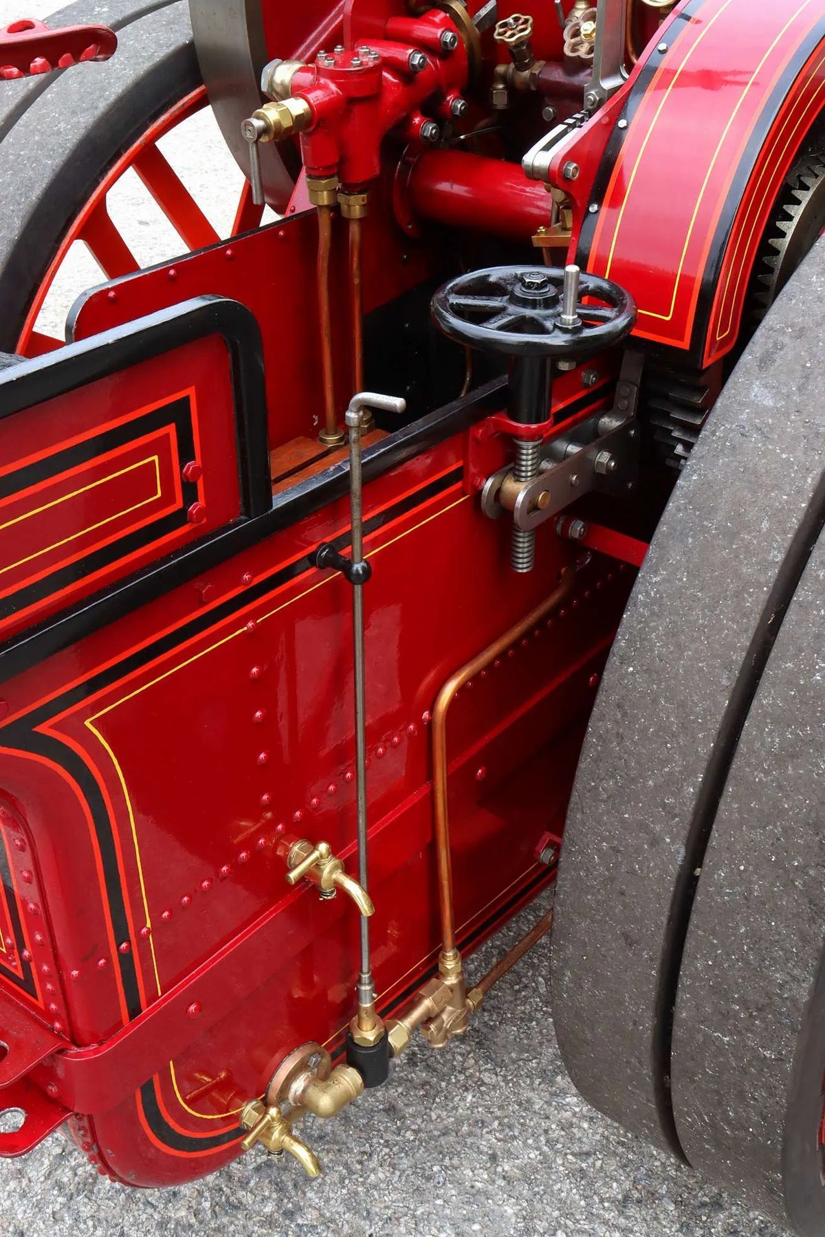 4 inch scale Burrell 6nhp SCC traction engine