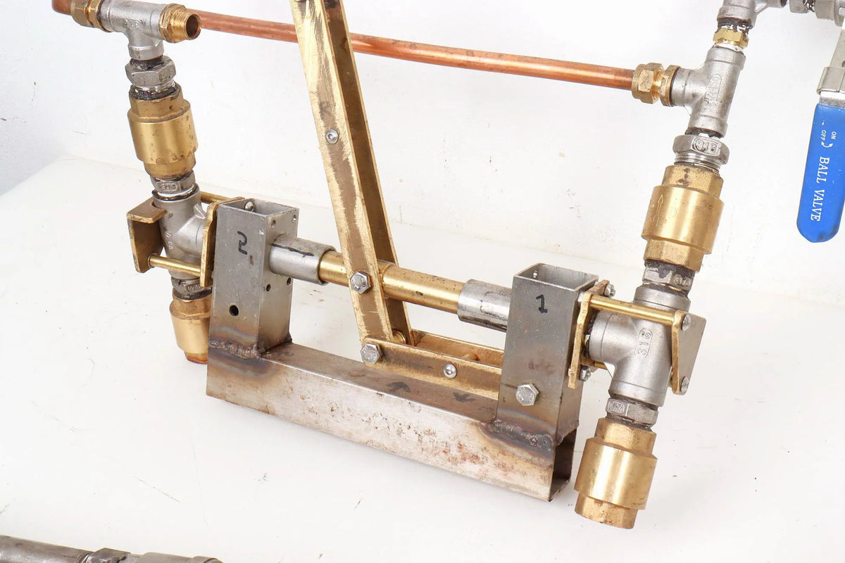 Stuart 5A vertical engine with pump