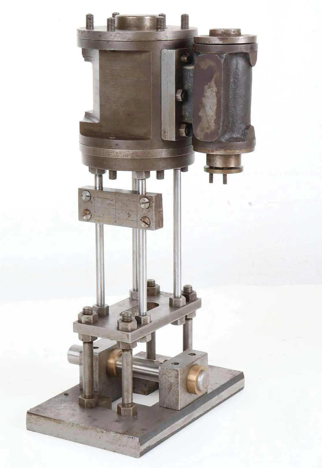 Part-built freelance vertical engine