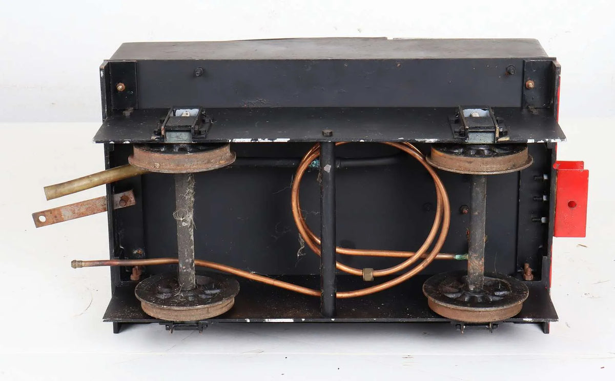 3 1/2 inch gauge "Juliet" 0-4-0 with tender