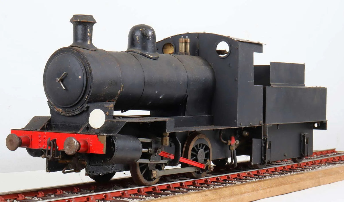 3 1/2 inch gauge "Juliet" 0-4-0 with tender