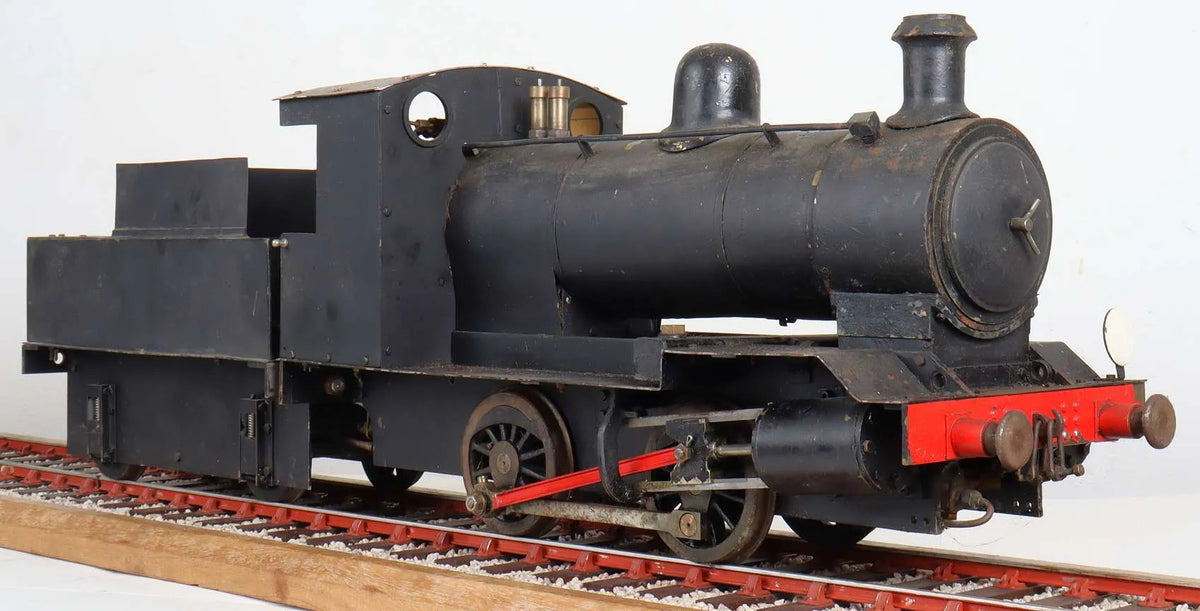 3 1/2 inch gauge "Juliet" 0-4-0 with tender