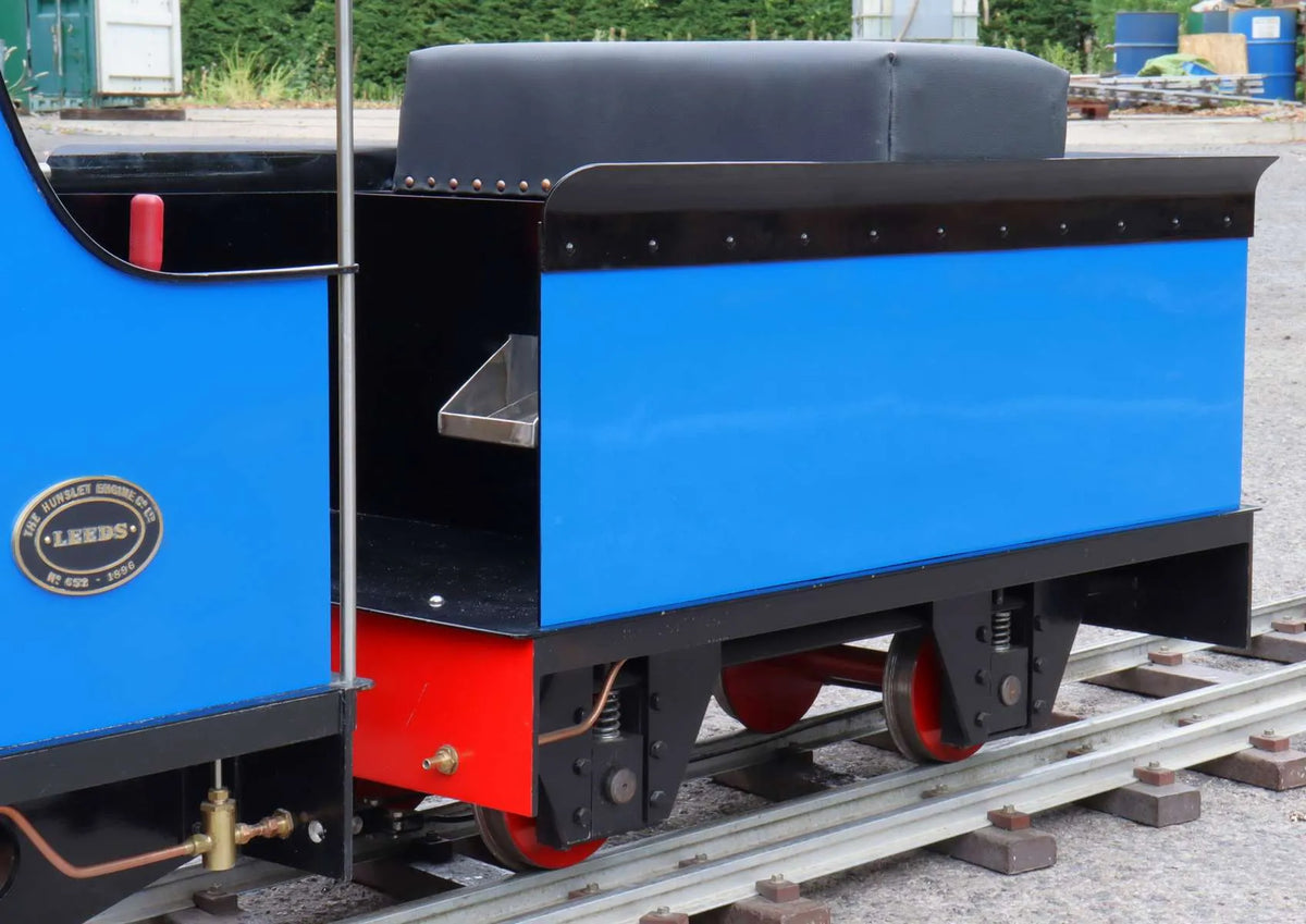 7 1/4 inch gauge Hunslet 0-4-0ST