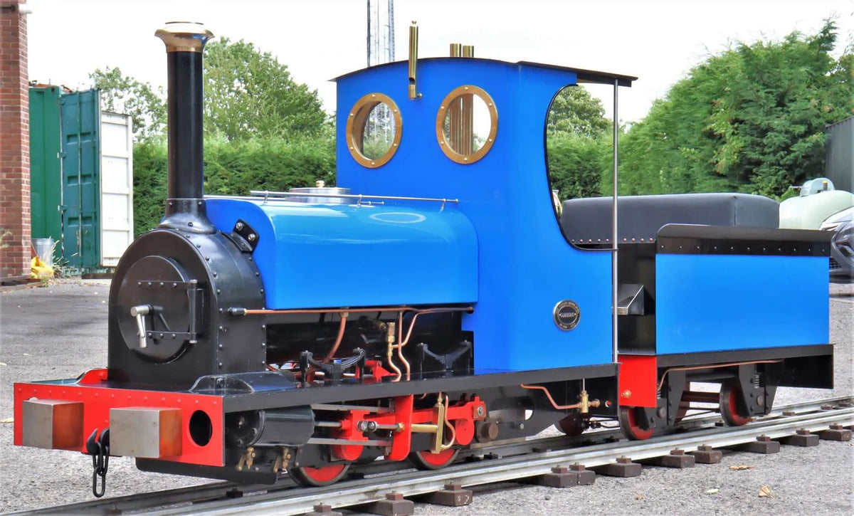 7 1/4 inch gauge Hunslet 0-4-0ST