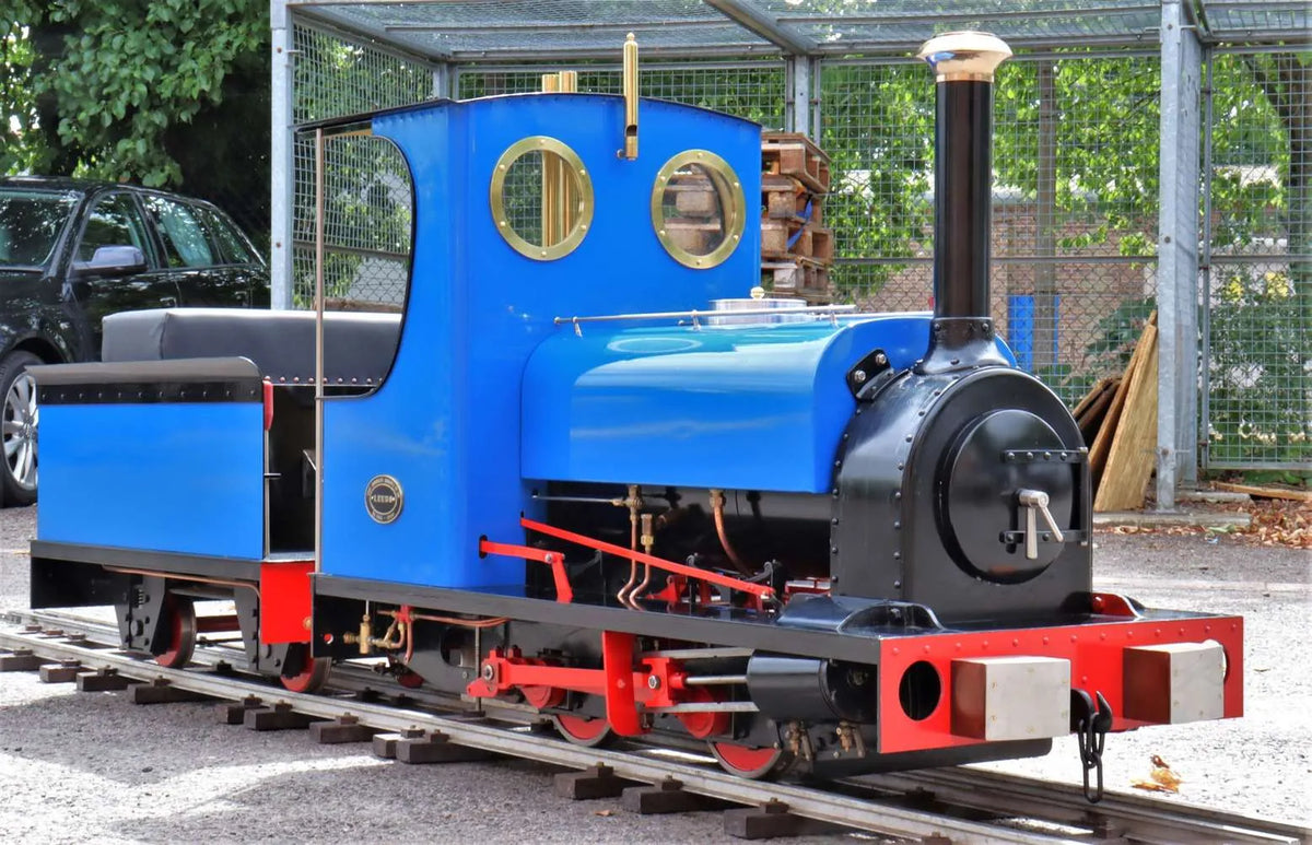 7 1/4 inch gauge Hunslet 0-4-0ST