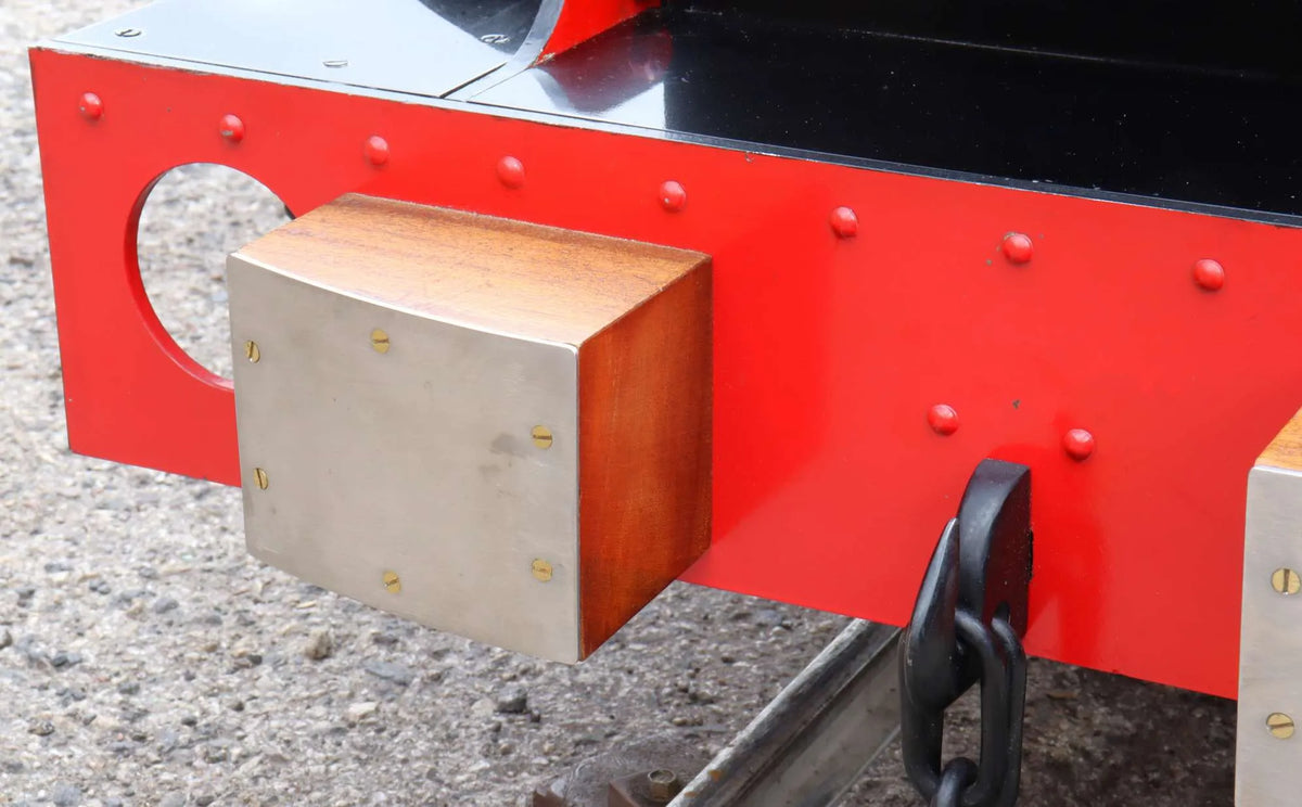 7 1/4 inch gauge Hunslet 0-4-0ST