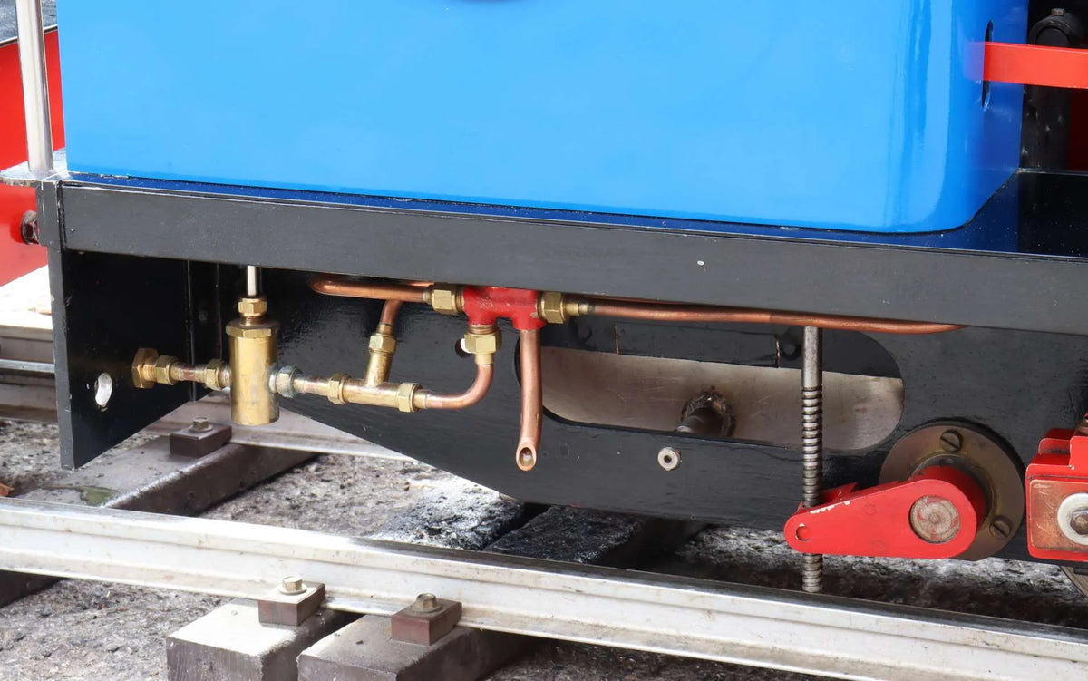 7 1/4 inch gauge Hunslet 0-4-0ST