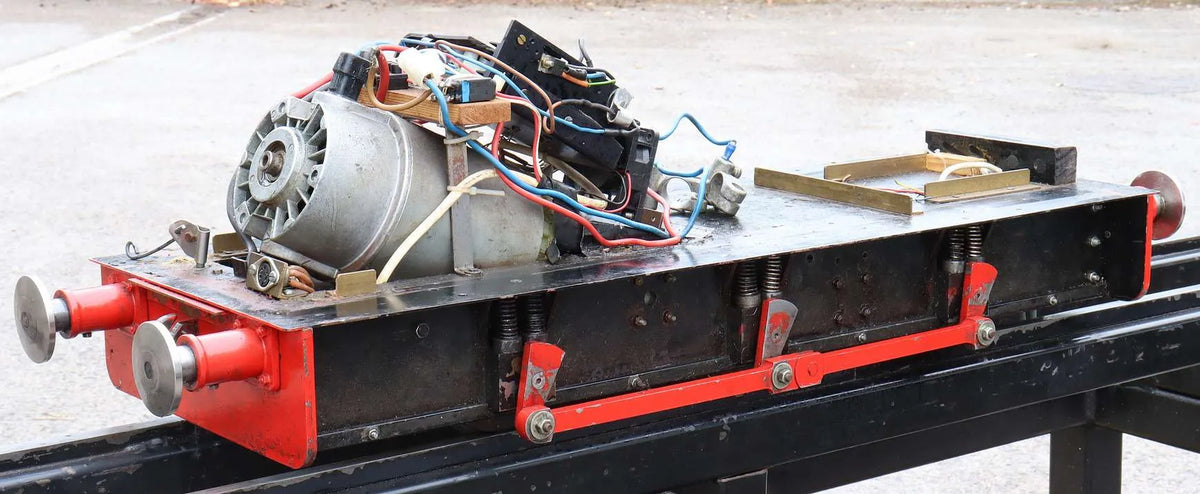5 inch gauge 0-6-0 battery-electric shunter