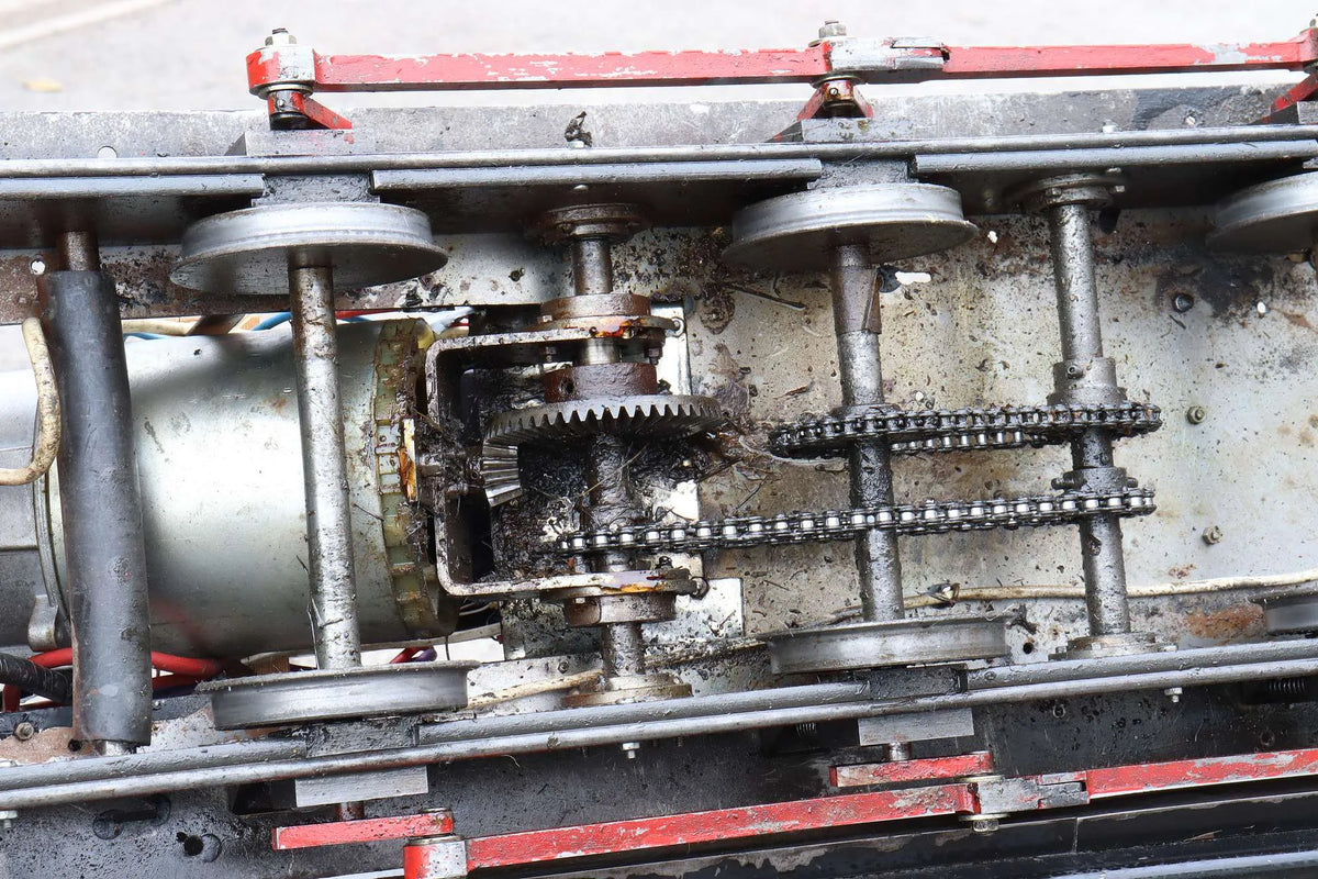 5 inch gauge 0-6-0 battery-electric shunter