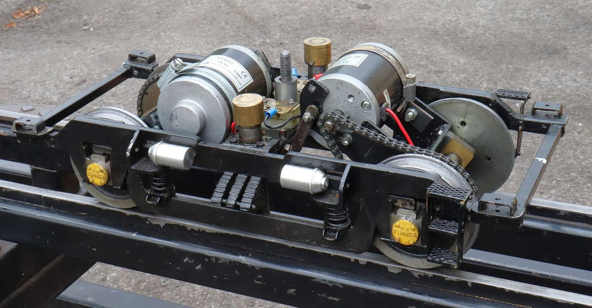 5 inch gauge Class 35 Hymek battery electric
