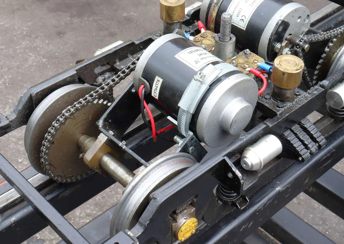 5 inch gauge Class 35 Hymek battery electric