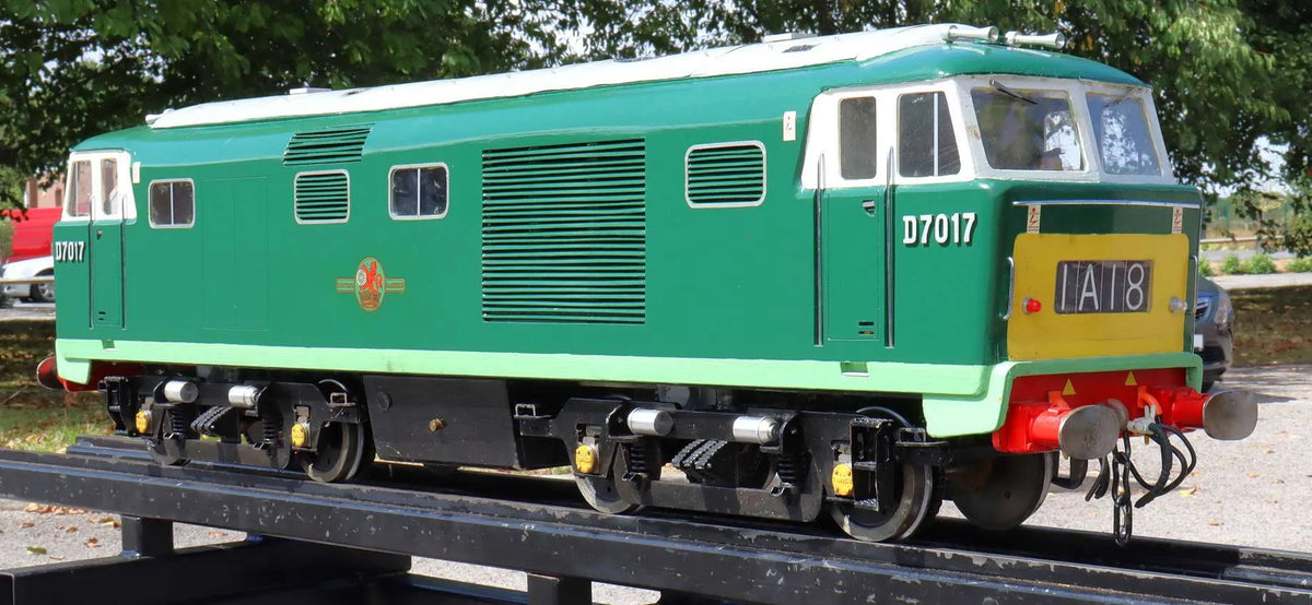 5 inch gauge Class 35 Hymek battery electric