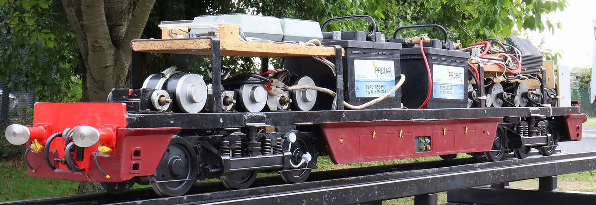 5 inch gauge Class 52 Western battery electric