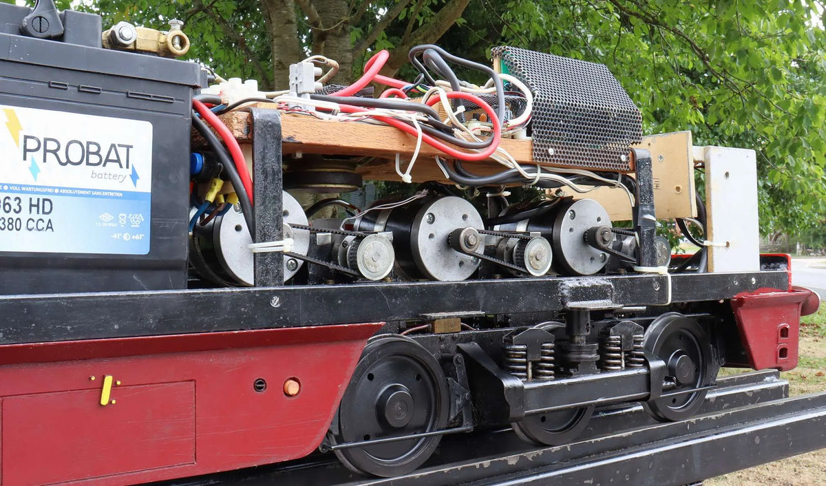 5 inch gauge Class 52 Western battery electric