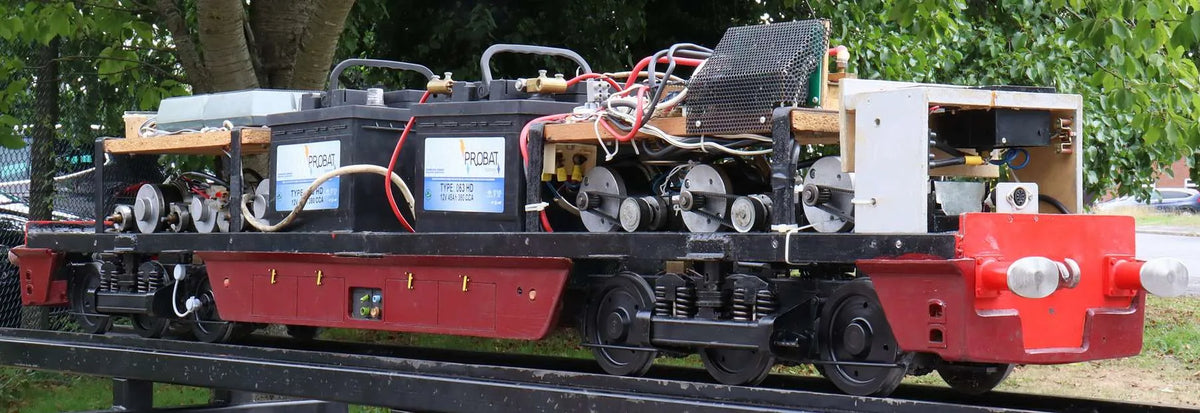 5 inch gauge Class 52 Western battery electric