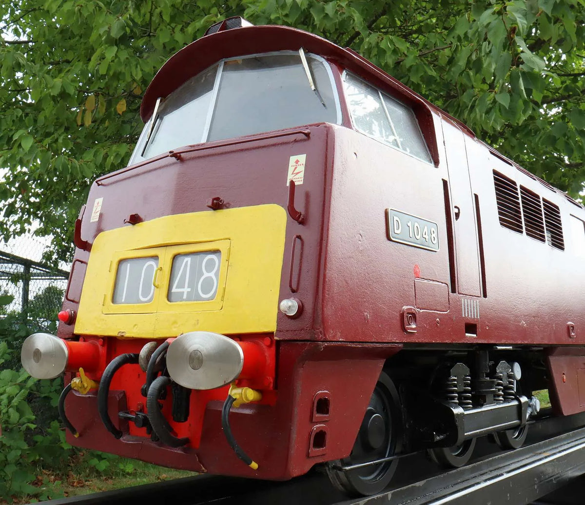 5 inch gauge Class 52 Western battery electric