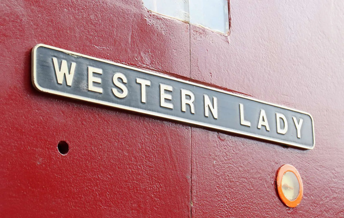 5 inch gauge Class 52 Western battery electric
