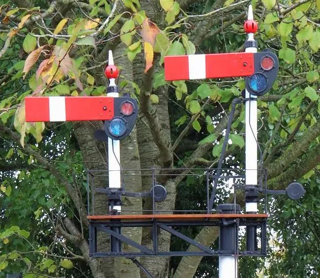 Bracket signal
