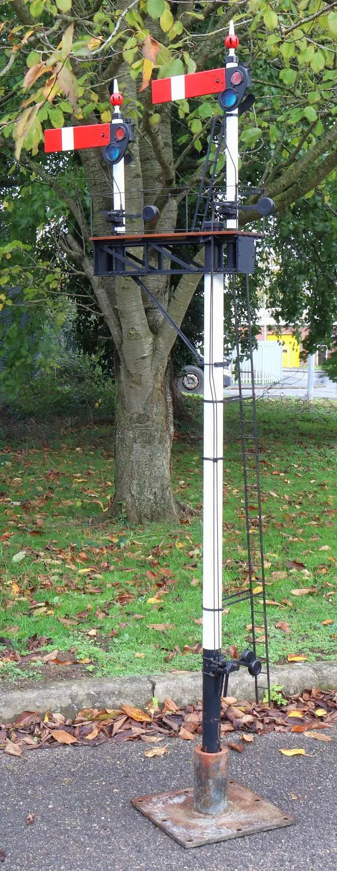Bracket signal