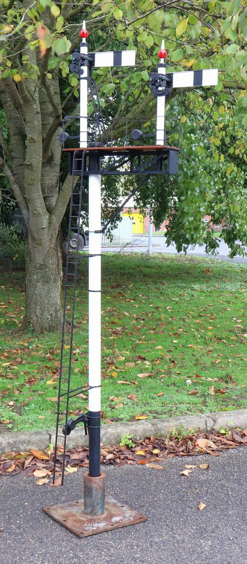 Bracket signal