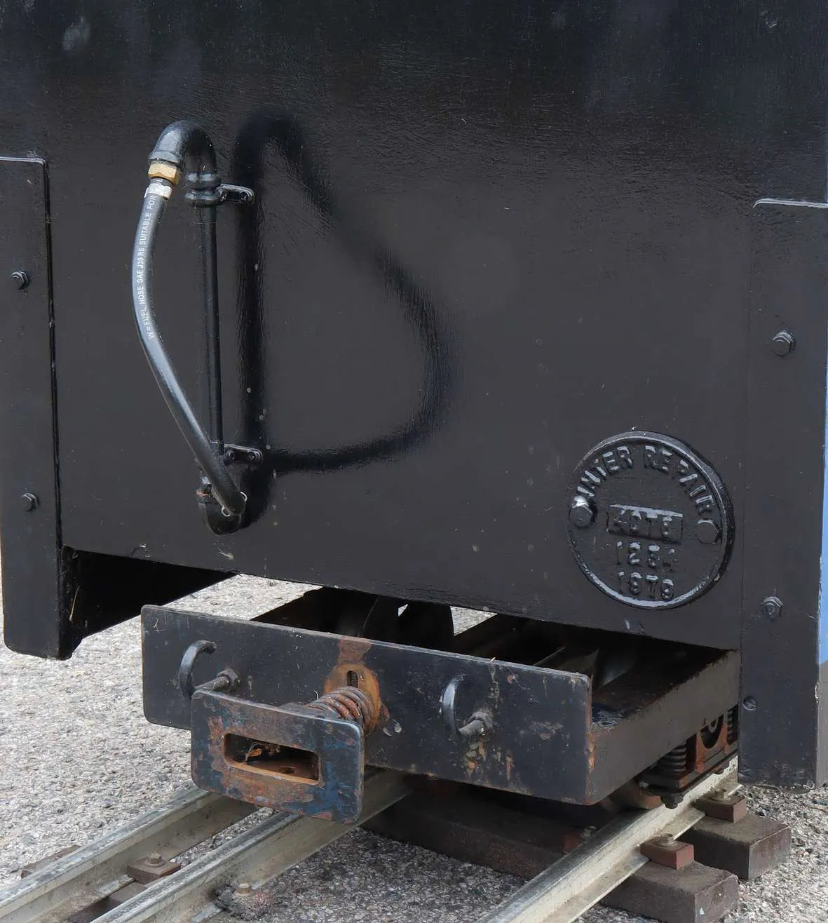 7 1/4 inch narrow gauge vacuum braked bogie carriage