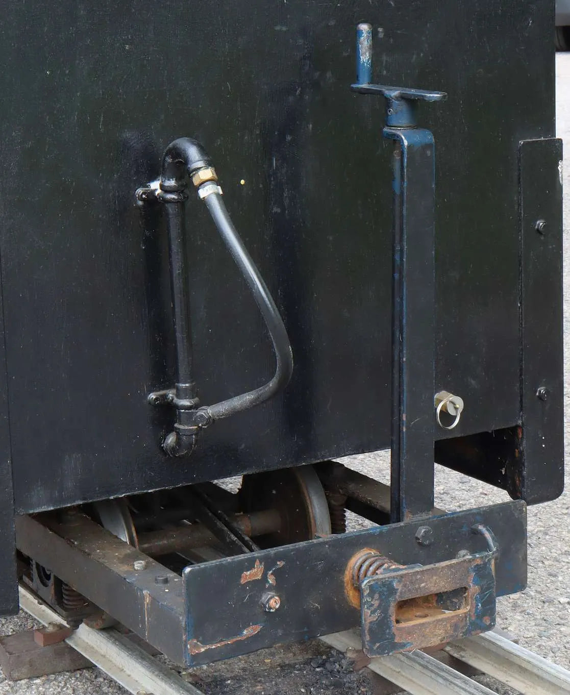 7 1/4 inch narrow gauge vacuum braked bogie carriage