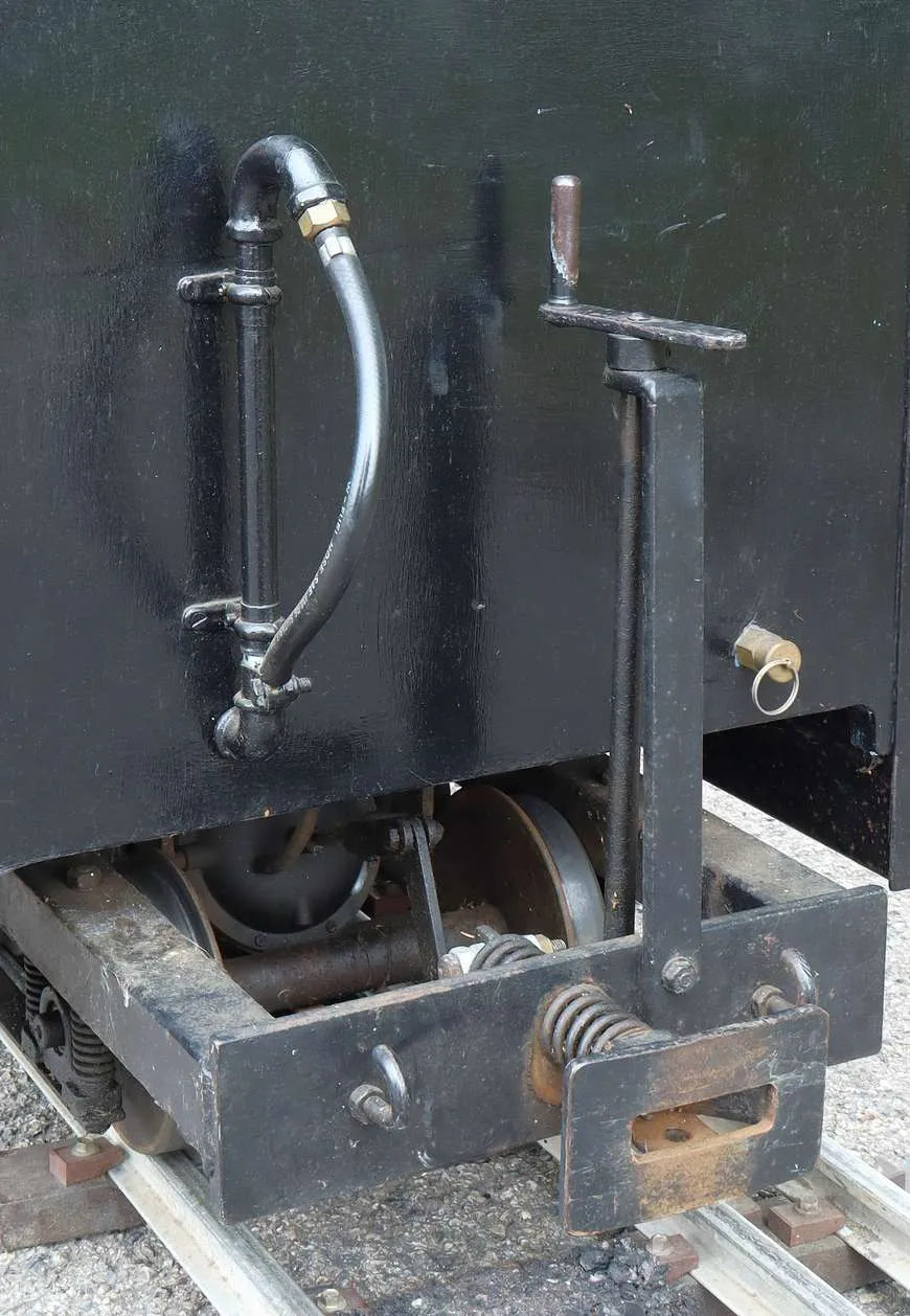 7 1/4 inch narrow gauge vacuum braked bogie carriage